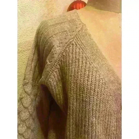 Boho Button Down V-Neck Raglan Sleeve Sweater Cardigan NWT Size S - Picture 4 of 12